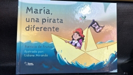 Presentación "María, una pirata diferente" en Vallsur