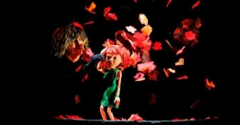 Baychimo Teatro presenta “El árbol rojo”