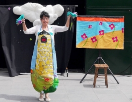 Eugenia Manzanera presenta “Con la cabeza en las nubes”