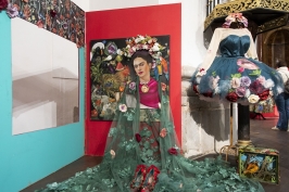 Exposición "El vestidor de los cuentos. Grandes maestros para pequeños artistas"