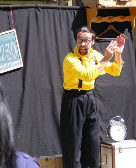 El gran Rufus presenta "No hay tiempo que perder" El gran Rufus presenta "No hay tiempo que perder"