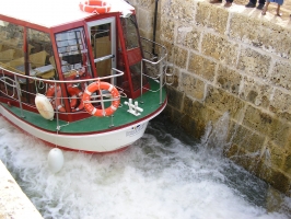 Turismo familiar: El Canal de Castilla en Medina de Rioseco (Valladolid)