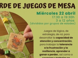 Tarde de juegos de mesa en La Tribu