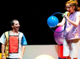 L´Horta Teatre presenta "Bola" en Salamanca L´Horta Teatre presenta "Bola" en Salamanca