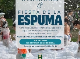 Fiesta de la Espuma en el Hotel Lasa Sport