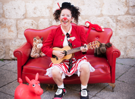 Alicia Maravillas presenta “Cantaclown” 