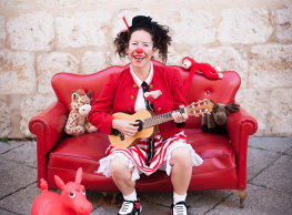 Alicia Maravillas presenta "Cantaclown"