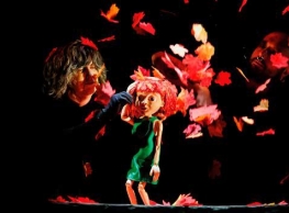 Baychimo Teatro presenta “El árbol rojo”