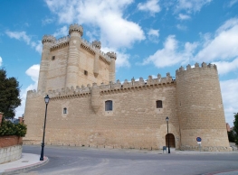 Visita y concierto en el Castillo Fuensaldaña