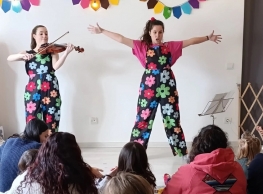 Esenciali producciones presenta "Cantajuegos a violín" en Baltanás Esenciali producciones presenta "Cantajuegos a violín" en Baltanás
