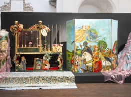 Exposición "El vestidor de los cuentos. Grandes maestros para pequeños artistas" en la Sala Municipal de las Francesas