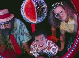 La Chicacharcos presenta “Un día fui una sandía”