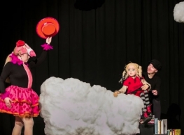 Teatro D’Sastre presenta  “La nube de Cleo”