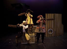 Bambalúa Teatro presenta “PI-RA-TAS