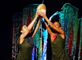 Tarambana presenta “Pañuelos” en el Teatro Paladio