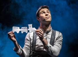 Txema Muñoz presenta “Lumière”