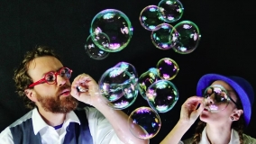 7Bubbles presenta "Burbujas"