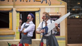 Teatro La Sonrisa presenta “Bricomanazas” en Mojados