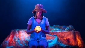 Indigo Teatro presenta “Viaje al planeta de todo es posible”